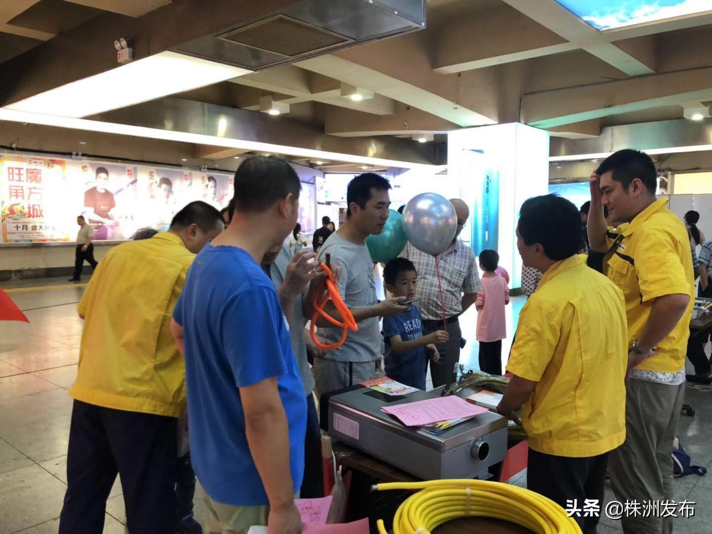 新奥精准免费资料提供，高效性计划实施_FT5.38.82
