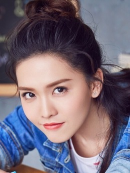 演员王洋，科技新星重塑生活魅力。