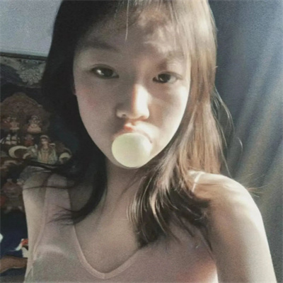探索小巷的秘密宝藏，独特魅力的2017最新女生头像