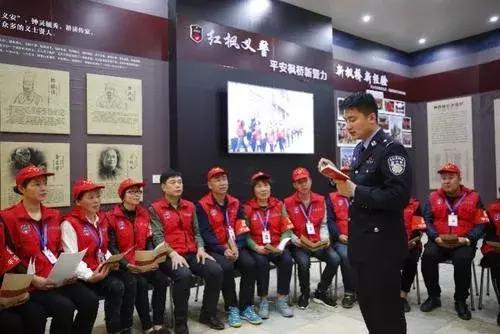 探寻小巷中的宝藏，揭秘2017最新款自行车的诞生地
