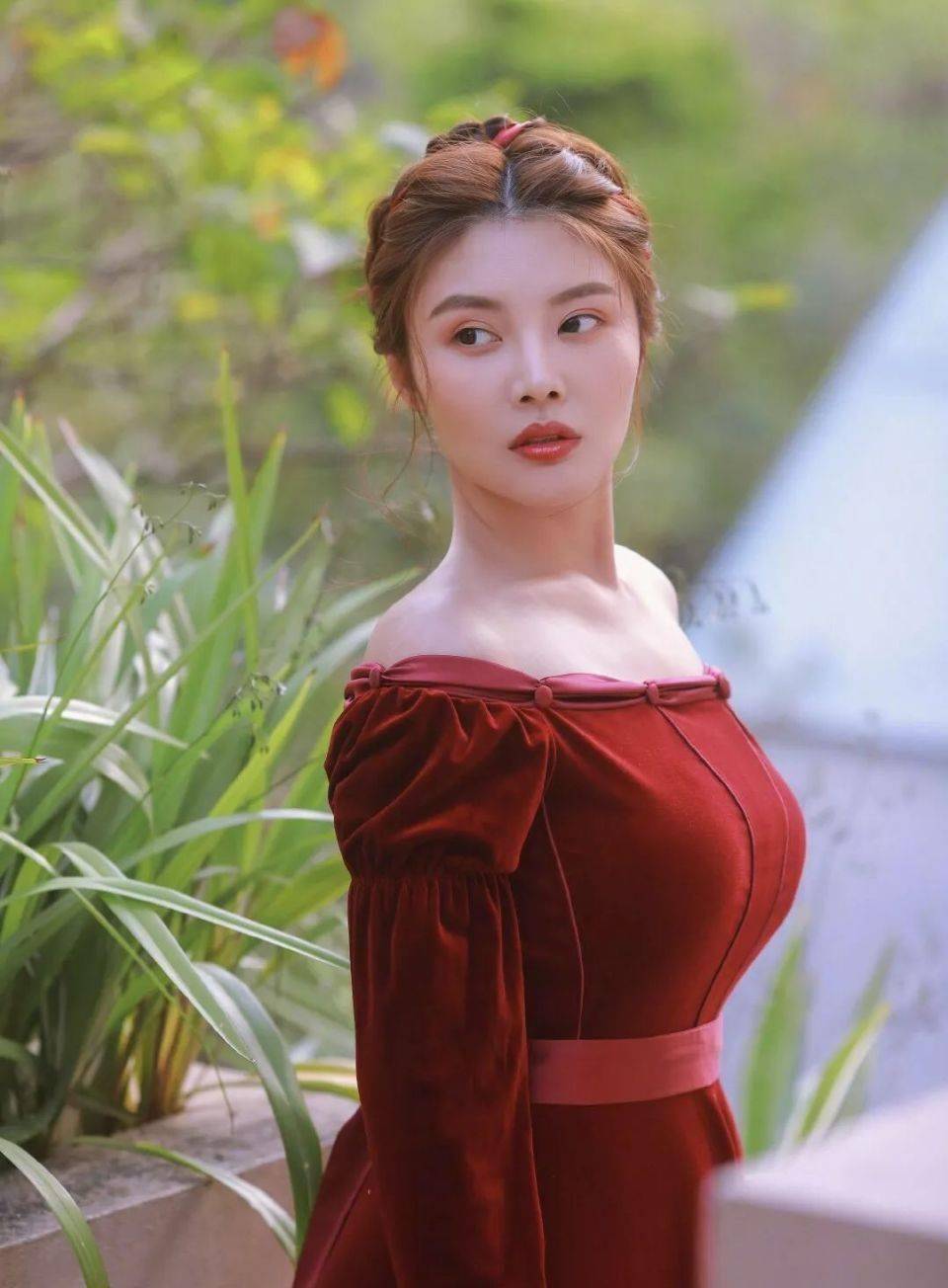 徐小冬最新动态揭秘，小巷深处的独特风味探秘