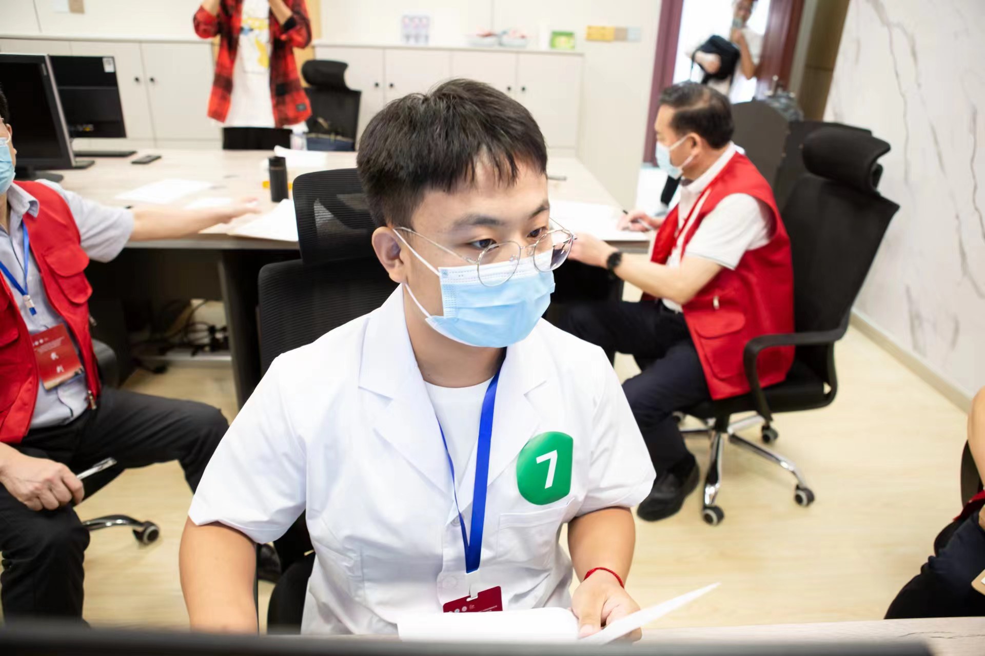 企退医最新动态与学习变化，塑造自信，共铸未来成就